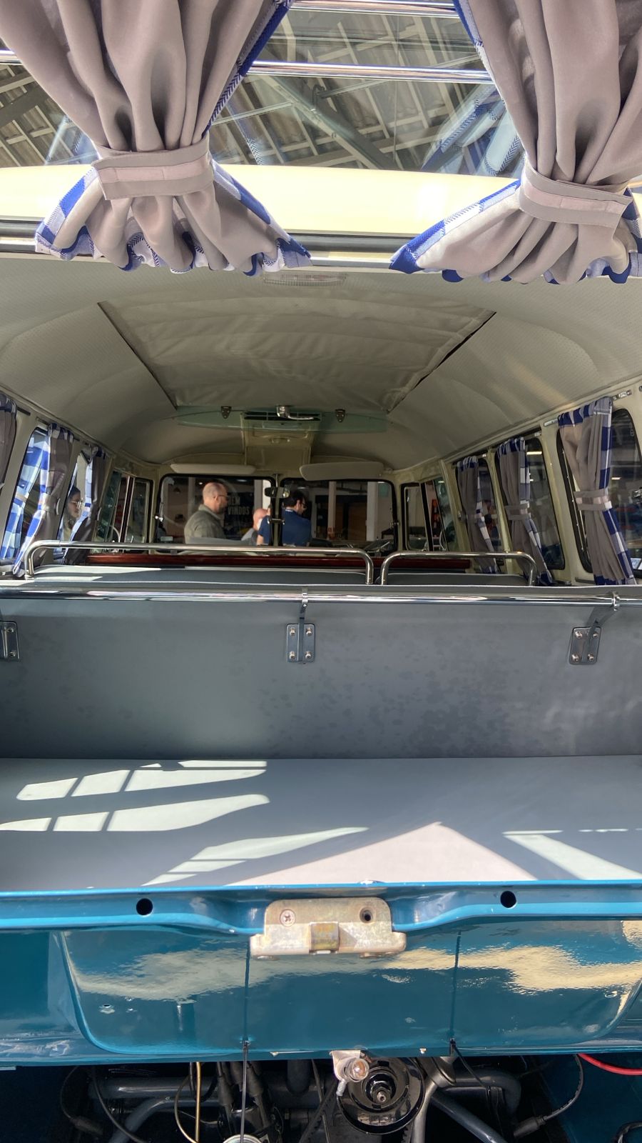 Kombi - Miniatura 5